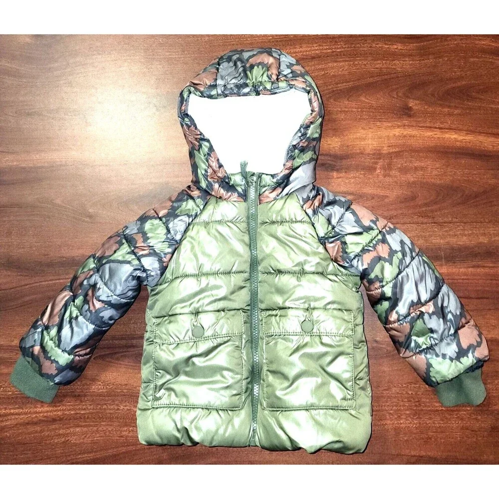 Cat & Jack Boy's Puffer Winter Coat Size 18 Month